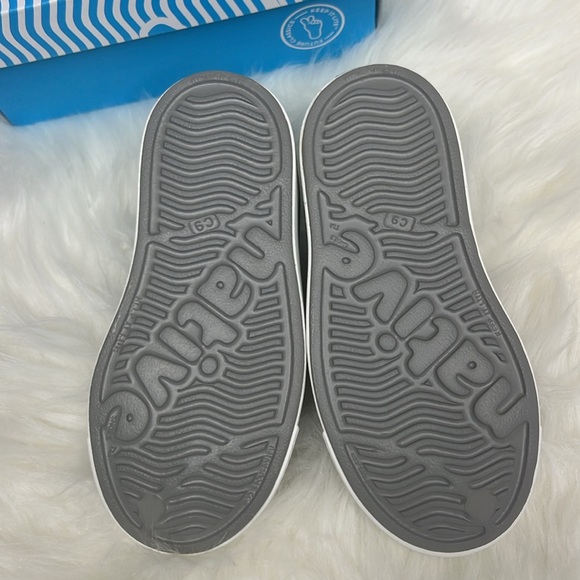 NWT Native Shoes Jefferson C9 Pigeon Gray Shell White - Picture 4 of 8